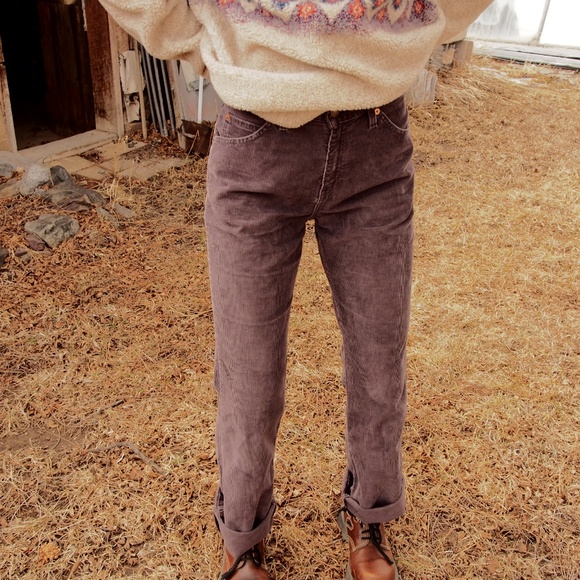 Levi Corduroy gray straight legged jeans - Picture 3 of 6